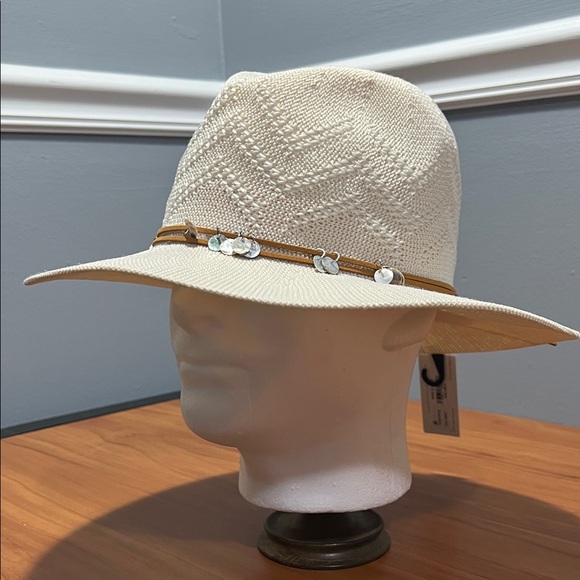 Jessica Simpson Cream Knit Panama With Shell Trim Floppy Hat - Picture 1 of 4
